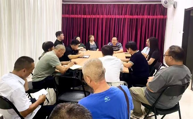 口的“爆改”打造多彩龙腾苑六区社区k8凯发国际登录“六色助力”！家门(图4)