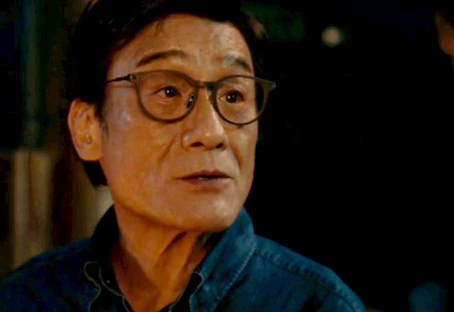 炉观众打分和评价都“一针见血”首日破亿！《捕风追影》口碑出(图18)